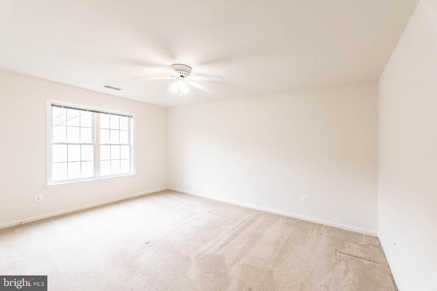 6868 SADDLE RUN WAY, GAINESVILLE, Virginia 20155, 3 Bedrooms Bedrooms, 12 Rooms Rooms,3 BathroomsBathrooms,Residential,For sale,6868 SADDLE RUN WAY,VAPW2104596 MLS # VAPW2104596