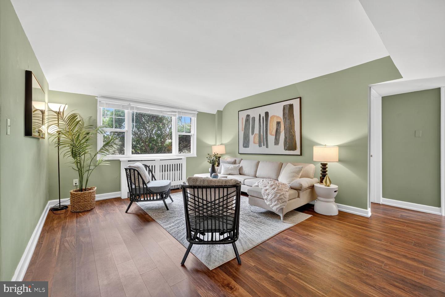 1404 12TH ST N #21, ARLINGTON, Virginia 22209, 2 Bedrooms Bedrooms, ,1 BathroomBathrooms,Residential,For sale,1404 12TH ST N #21,VAAR2064244 MLS # VAAR2064244