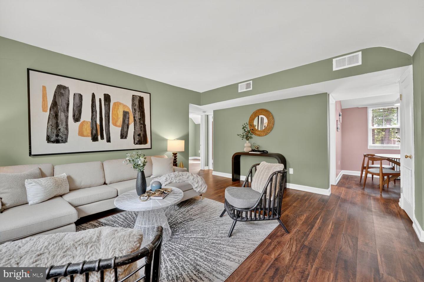 1404 12TH ST N #21, ARLINGTON, Virginia 22209, 2 Bedrooms Bedrooms, ,1 BathroomBathrooms,Residential,For sale,1404 12TH ST N #21,VAAR2064244 MLS # VAAR2064244