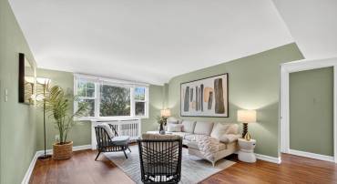 1404 12TH ST N #21, ARLINGTON, Virginia 22209, 2 Bedrooms Bedrooms, ,1 BathroomBathrooms,Residential,For sale,1404 12TH ST N #21,VAAR2064244 MLS # VAAR2064244