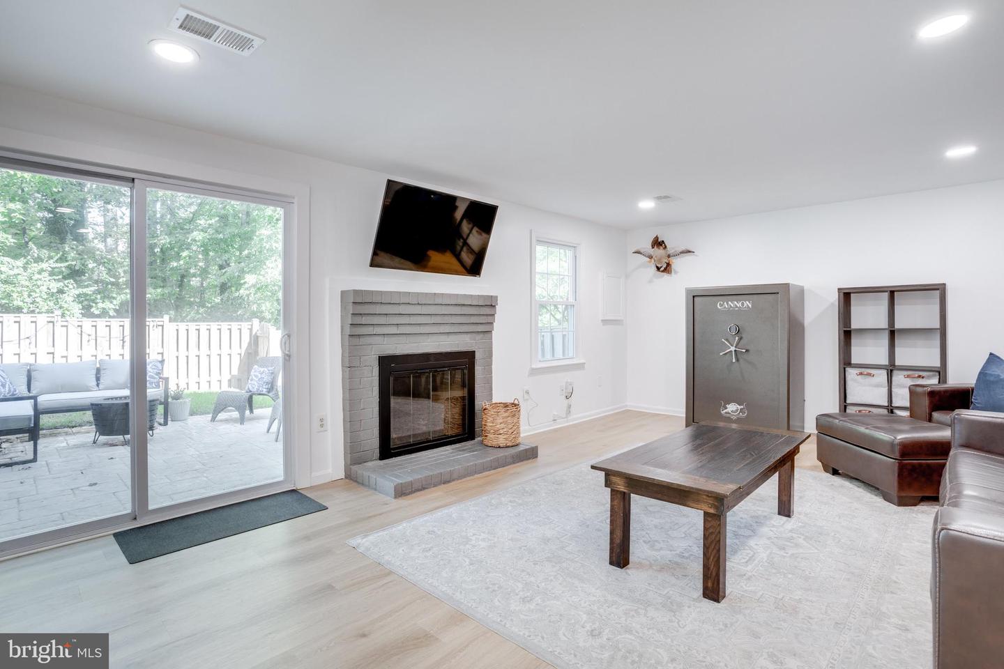 7842 ASHLEY GLEN RD, ANNANDALE, Virginia 22003, 3 Bedrooms Bedrooms, ,2 BathroomsBathrooms,Residential,For sale,7842 ASHLEY GLEN RD,VAFX2269644 MLS # VAFX2269644