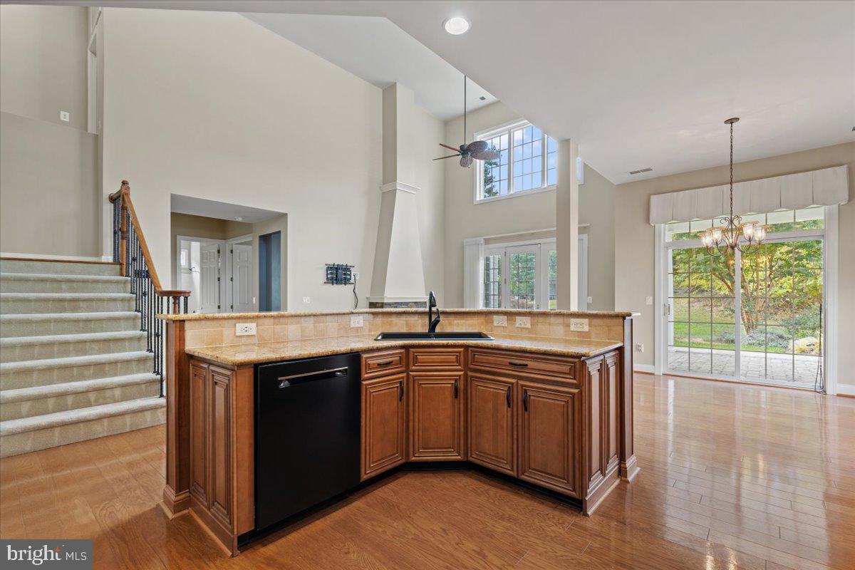5320 TREVINO DR, HAYMARKET, Virginia 20169, 4 Bedrooms Bedrooms, 13 Rooms Rooms,3 BathroomsBathrooms,Residential,For sale,5320 TREVINO DR,VAPW2104912 MLS # VAPW2104912