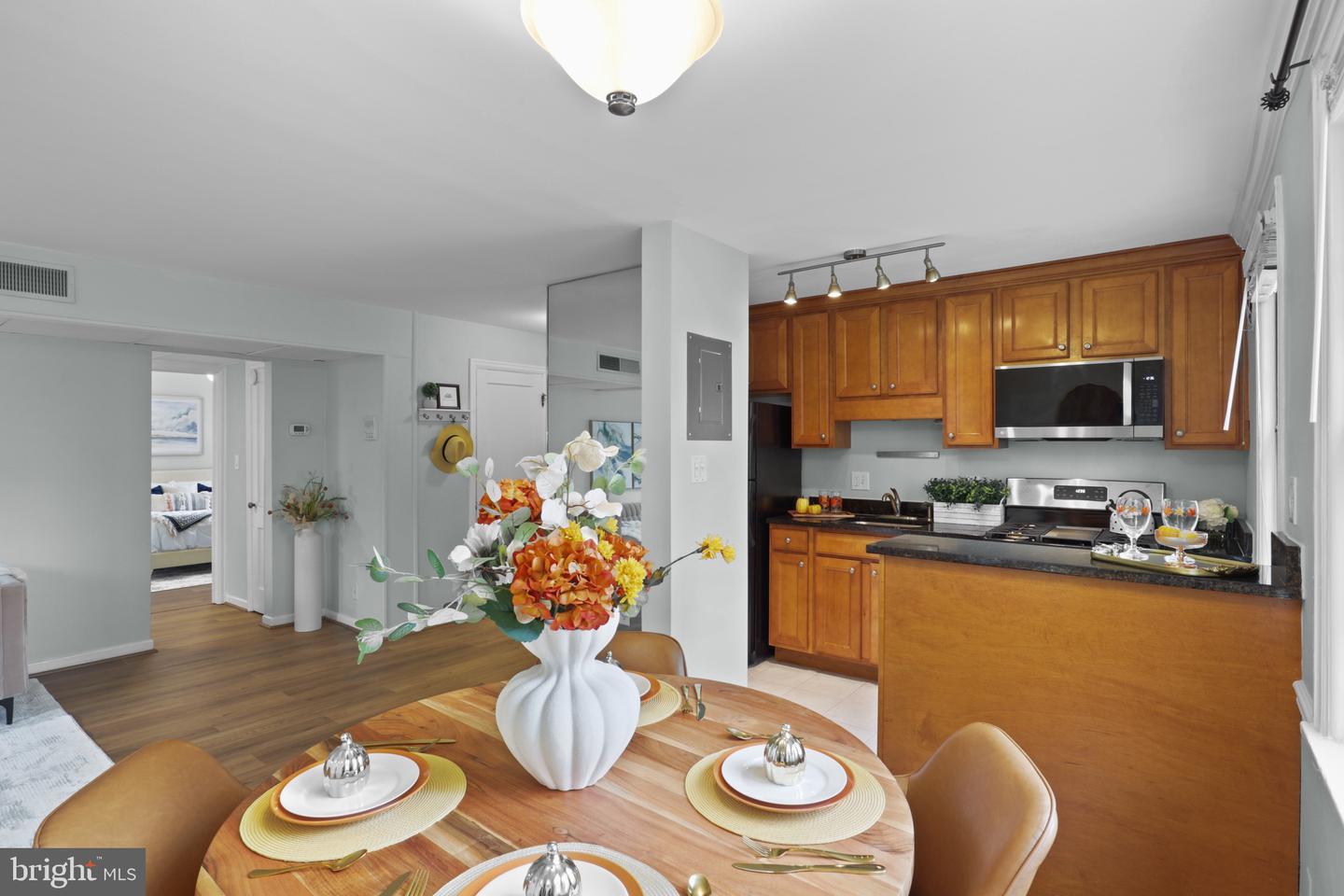 6613 E WAKEFIELD DR #A1, ALEXANDRIA, Virginia 22307, 2 Bedrooms Bedrooms, ,1 BathroomBathrooms,Residential,For sale,6613 E WAKEFIELD DR #A1,VAFX2269760 MLS # VAFX2269760