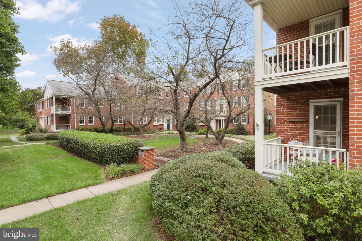 6613 E WAKEFIELD DR #A1, ALEXANDRIA, Virginia 22307, 2 Bedrooms Bedrooms, ,1 BathroomBathrooms,Residential,For sale,6613 E WAKEFIELD DR #A1,VAFX2269760 MLS # VAFX2269760