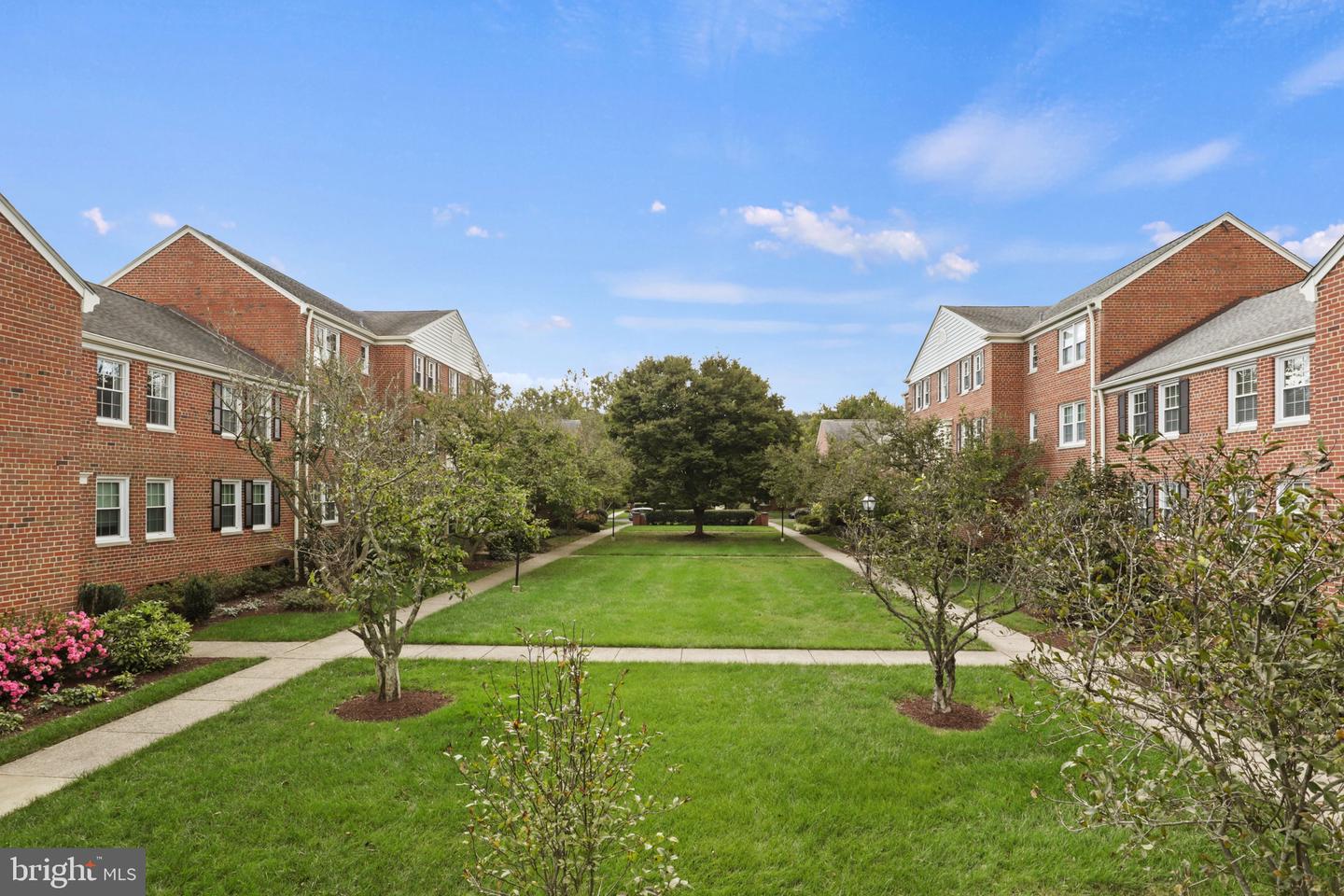 6613 E WAKEFIELD DR #A1, ALEXANDRIA, Virginia 22307, 2 Bedrooms Bedrooms, ,1 BathroomBathrooms,Residential,For sale,6613 E WAKEFIELD DR #A1,VAFX2269760 MLS # VAFX2269760