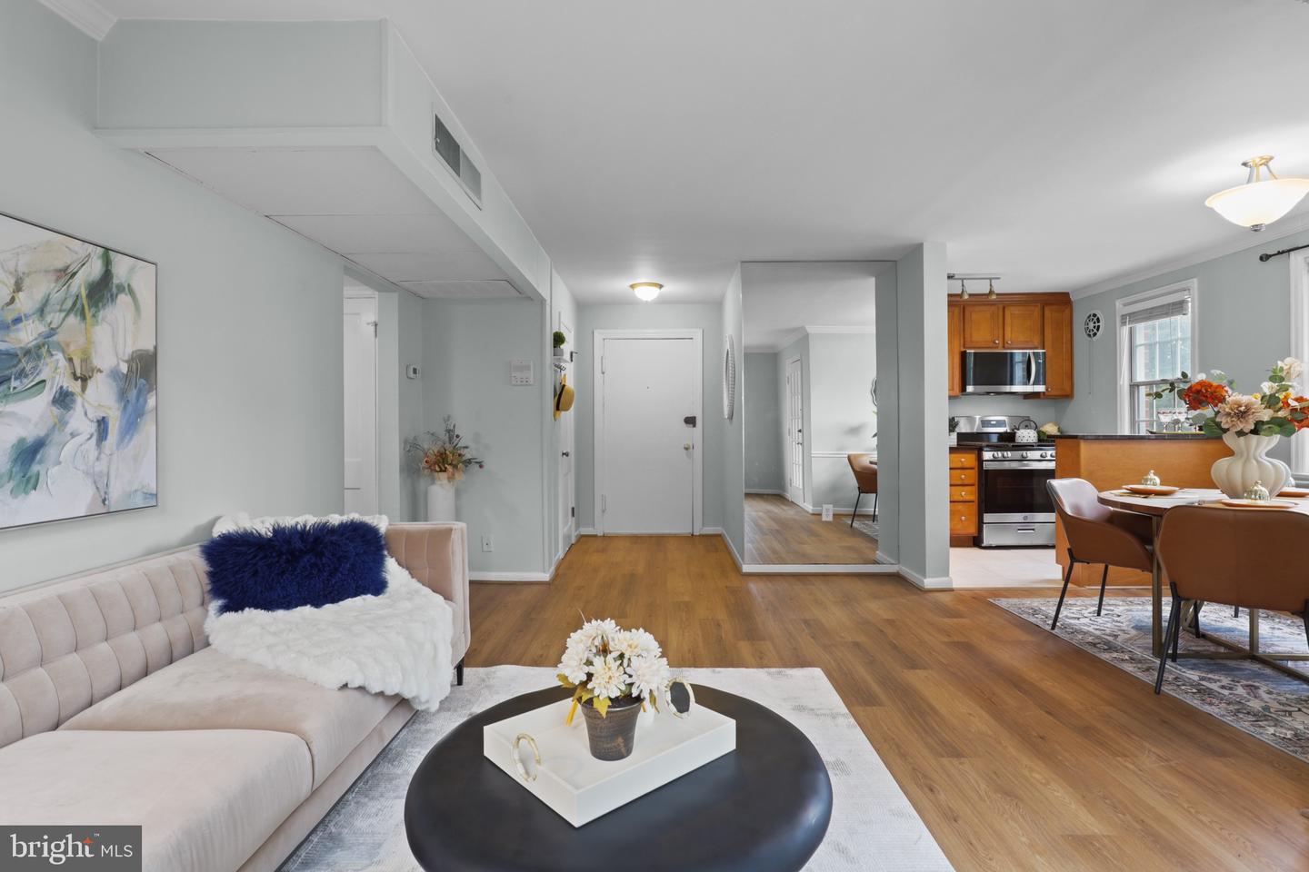 6613 E WAKEFIELD DR #A1, ALEXANDRIA, Virginia 22307, 2 Bedrooms Bedrooms, ,1 BathroomBathrooms,Residential,For sale,6613 E WAKEFIELD DR #A1,VAFX2269760 MLS # VAFX2269760