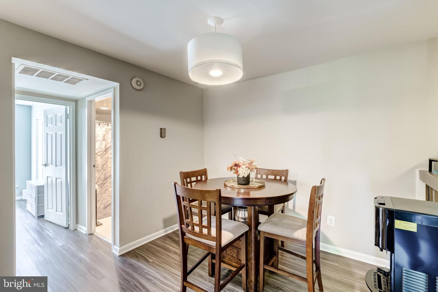 11260 CHESTNUT GROVE SQ #339, RESTON, Virginia 20190, 2 Bedrooms Bedrooms, ,1 BathroomBathrooms,Residential,For sale,11260 CHESTNUT GROVE SQ #339,VAFX2269794 MLS # VAFX2269794