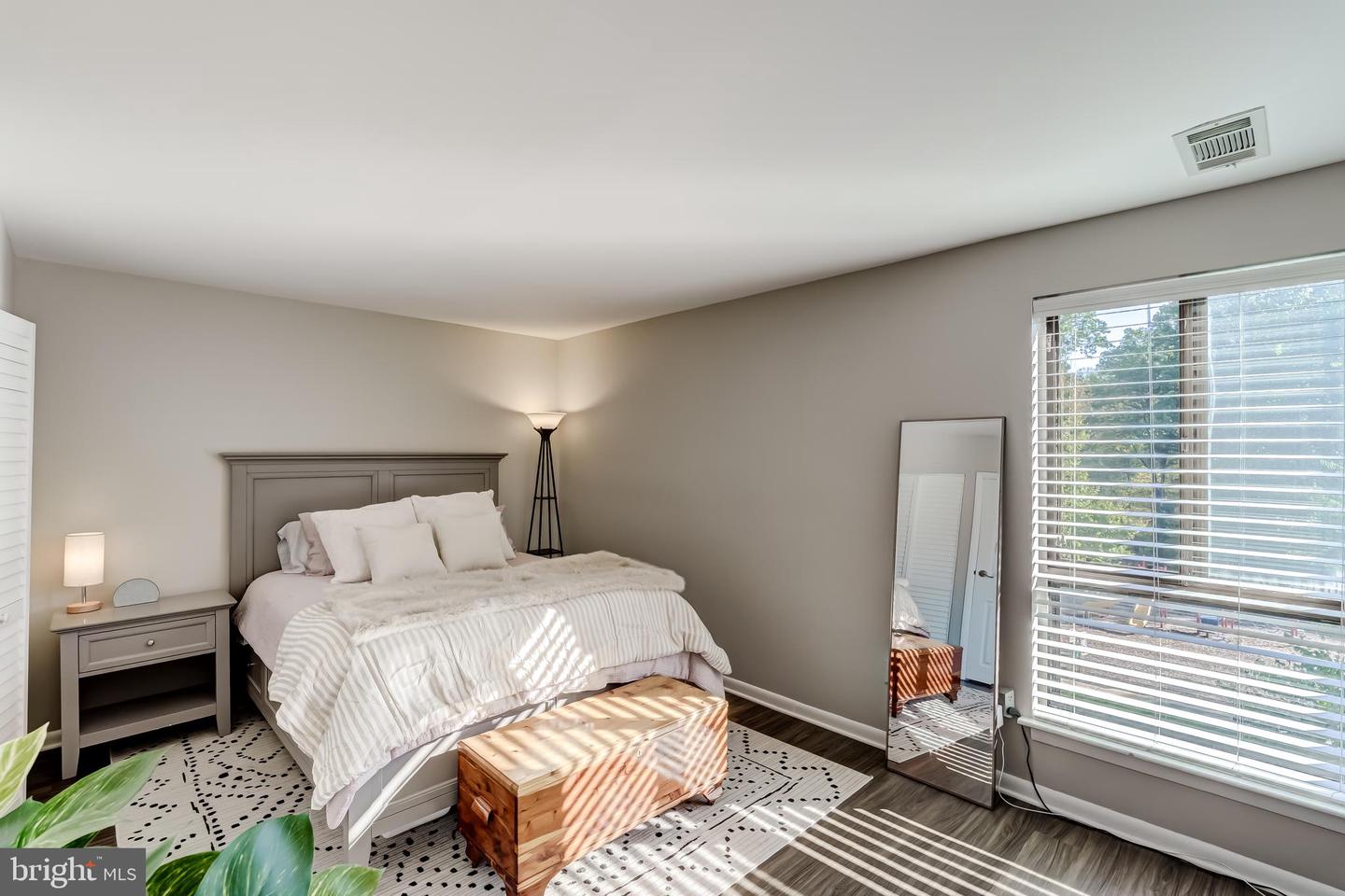 11260 CHESTNUT GROVE SQ #339, RESTON, Virginia 20190, 2 Bedrooms Bedrooms, ,1 BathroomBathrooms,Residential,For sale,11260 CHESTNUT GROVE SQ #339,VAFX2269794 MLS # VAFX2269794