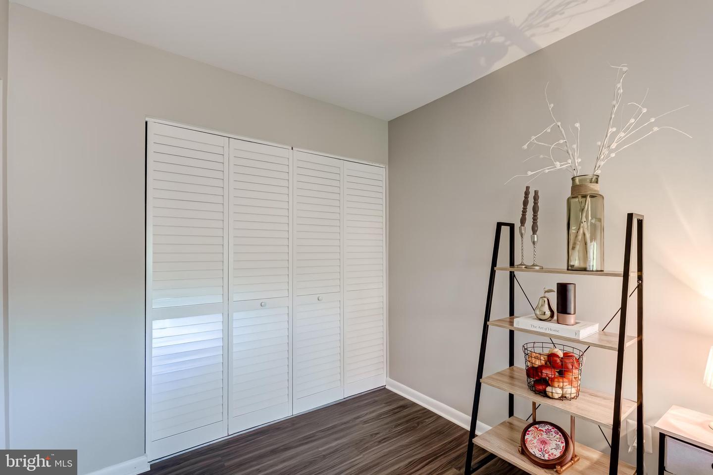 11260 CHESTNUT GROVE SQ #339, RESTON, Virginia 20190, 2 Bedrooms Bedrooms, ,1 BathroomBathrooms,Residential,For sale,11260 CHESTNUT GROVE SQ #339,VAFX2269794 MLS # VAFX2269794