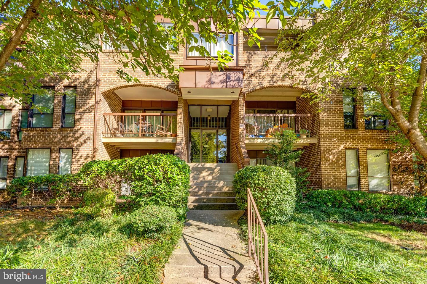 11260 CHESTNUT GROVE SQ #339, RESTON, Virginia 20190, 2 Bedrooms Bedrooms, ,1 BathroomBathrooms,Residential,For sale,11260 CHESTNUT GROVE SQ #339,VAFX2269794 MLS # VAFX2269794