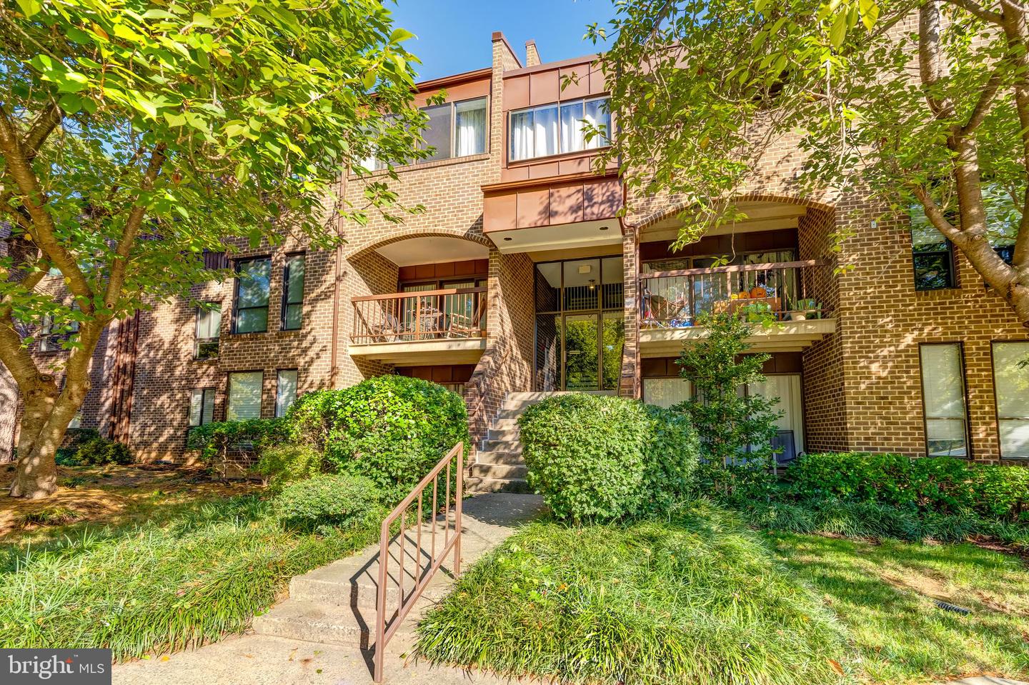 11260 CHESTNUT GROVE SQ #339, RESTON, Virginia 20190, 2 Bedrooms Bedrooms, ,1 BathroomBathrooms,Residential,For sale,11260 CHESTNUT GROVE SQ #339,VAFX2269794 MLS # VAFX2269794