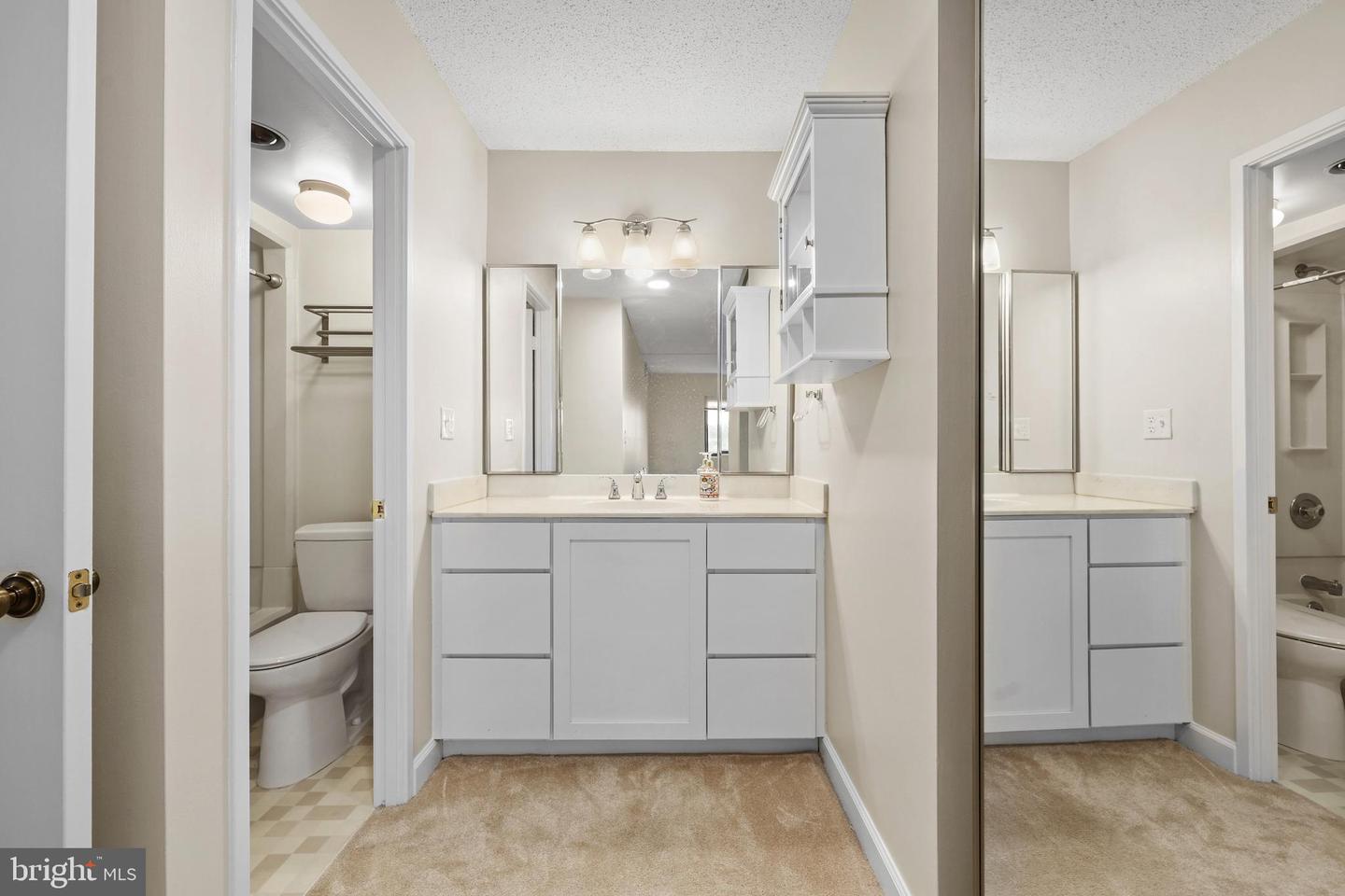 5904 MOUNT EAGLE DR #510, ALEXANDRIA, Virginia 22303, 2 Bedrooms Bedrooms, 4 Rooms Rooms,2 BathroomsBathrooms,Residential,For sale,5904 MOUNT EAGLE DR #510,VAFX2270128 MLS # VAFX2270128