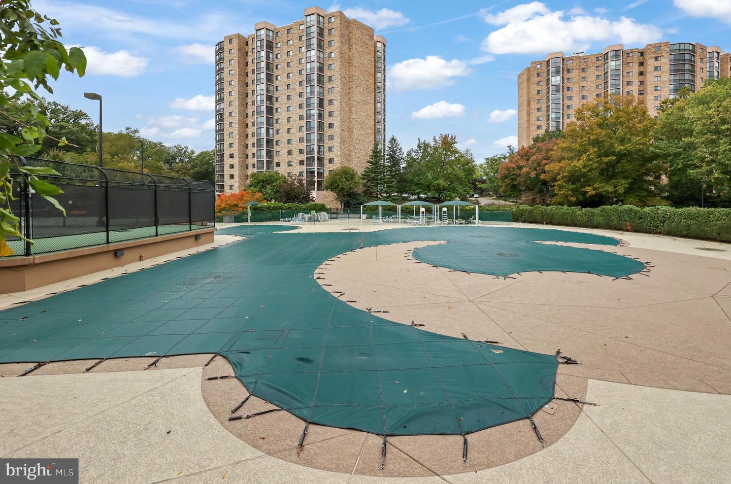 5904 MOUNT EAGLE DR #510, ALEXANDRIA, Virginia 22303, 2 Bedrooms Bedrooms, 4 Rooms Rooms,2 BathroomsBathrooms,Residential,For sale,5904 MOUNT EAGLE DR #510,VAFX2270128 MLS # VAFX2270128