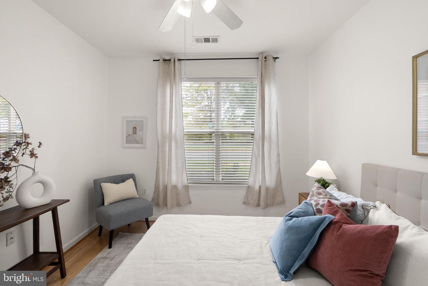 9480 VIRGINIA CENTER BLVD #7, VIENNA, Virginia 22181, 1 Bedroom Bedrooms, ,1 BathroomBathrooms,Residential,For sale,9480 VIRGINIA CENTER BLVD #7,VAFX2270204 MLS # VAFX2270204