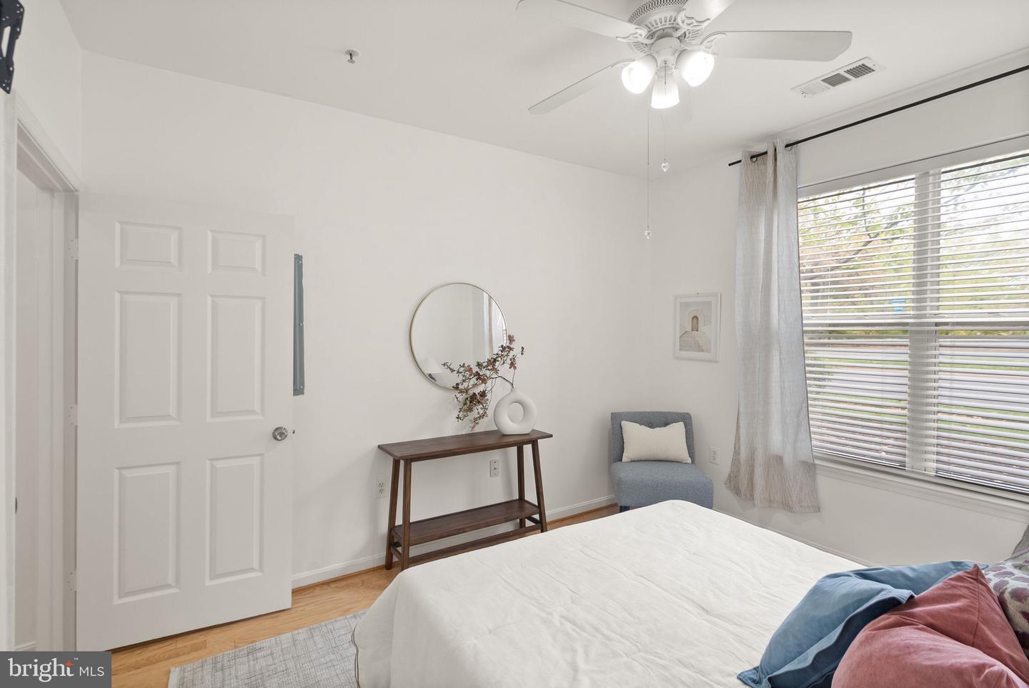 9480 VIRGINIA CENTER BLVD #7, VIENNA, Virginia 22181, 1 Bedroom Bedrooms, ,1 BathroomBathrooms,Residential,For sale,9480 VIRGINIA CENTER BLVD #7,VAFX2270204 MLS # VAFX2270204