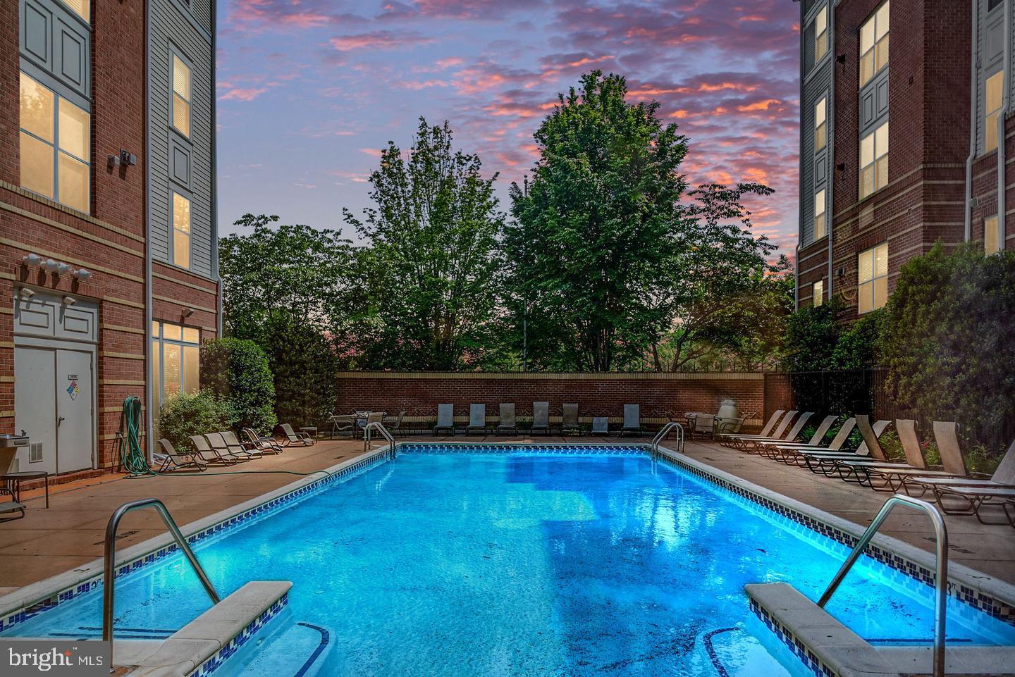 9480 VIRGINIA CENTER BLVD #7, VIENNA, Virginia 22181, 1 Bedroom Bedrooms, ,1 BathroomBathrooms,Residential,For sale,9480 VIRGINIA CENTER BLVD #7,VAFX2270204 MLS # VAFX2270204