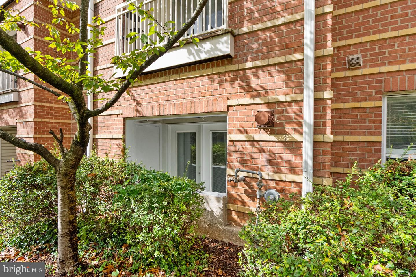 9480 VIRGINIA CENTER BLVD #7, VIENNA, Virginia 22181, 1 Bedroom Bedrooms, ,1 BathroomBathrooms,Residential,For sale,9480 VIRGINIA CENTER BLVD #7,VAFX2270204 MLS # VAFX2270204