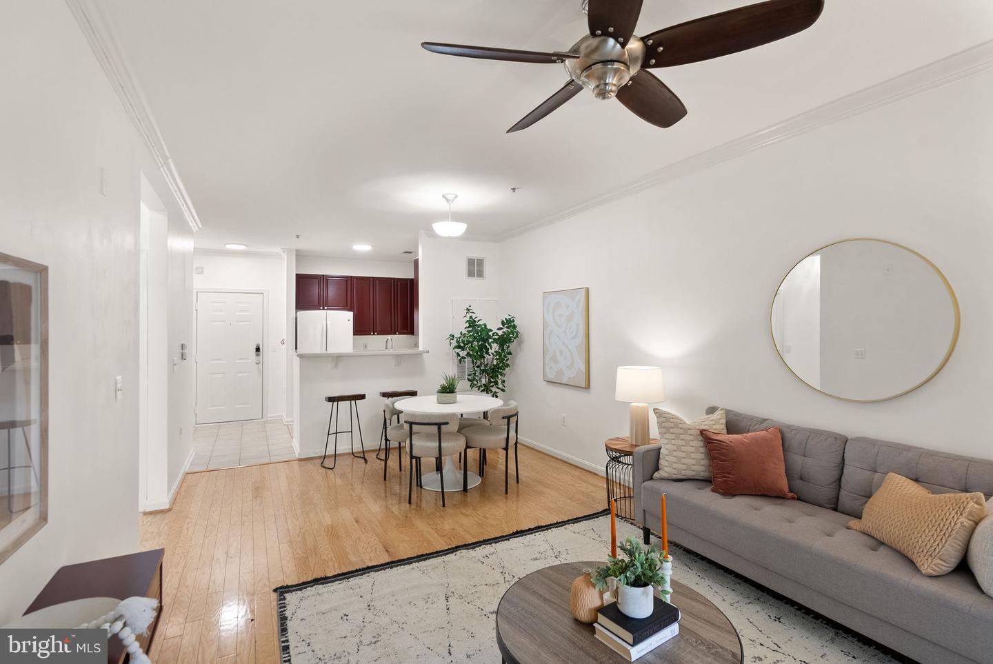 9480 VIRGINIA CENTER BLVD #7, VIENNA, Virginia 22181, 1 Bedroom Bedrooms, ,1 BathroomBathrooms,Residential,For sale,9480 VIRGINIA CENTER BLVD #7,VAFX2270204 MLS # VAFX2270204