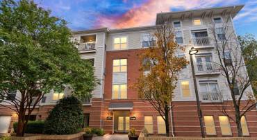 9480 VIRGINIA CENTER BLVD #7, VIENNA, Virginia 22181, 1 Bedroom Bedrooms, ,1 BathroomBathrooms,Residential,For sale,9480 VIRGINIA CENTER BLVD #7,VAFX2270204 MLS # VAFX2270204