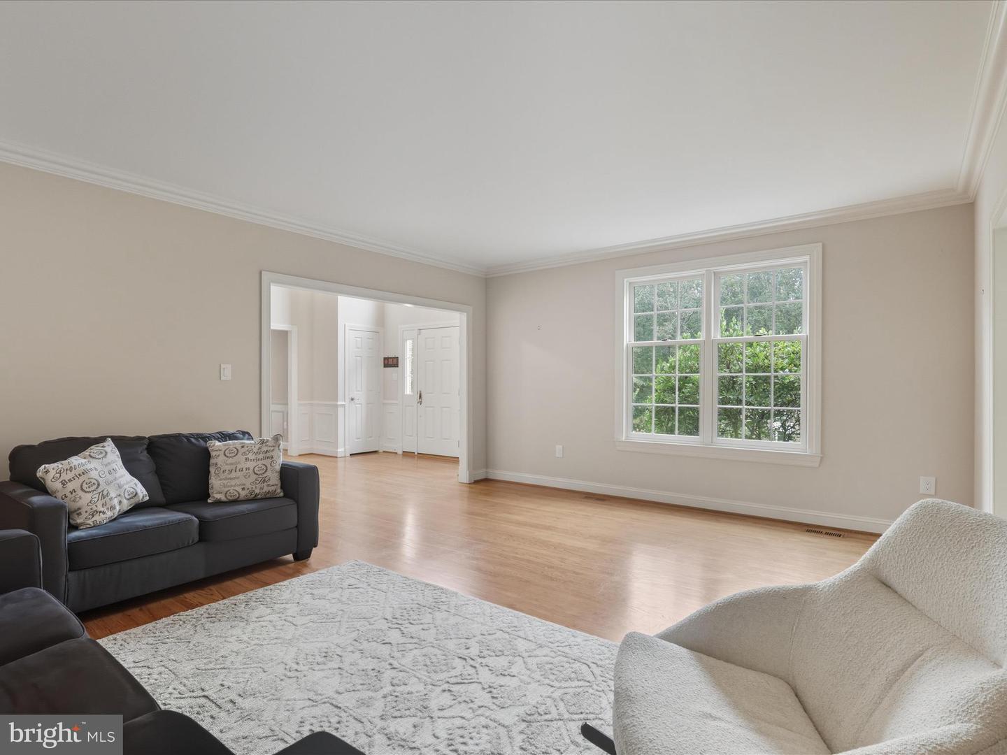 5826 HANNORA LN, FAIRFAX STATION, Virginia 22039, 5 Bedrooms Bedrooms, ,4 BathroomsBathrooms,Residential,For sale,5826 HANNORA LN,VAFX2270252 MLS # VAFX2270252
