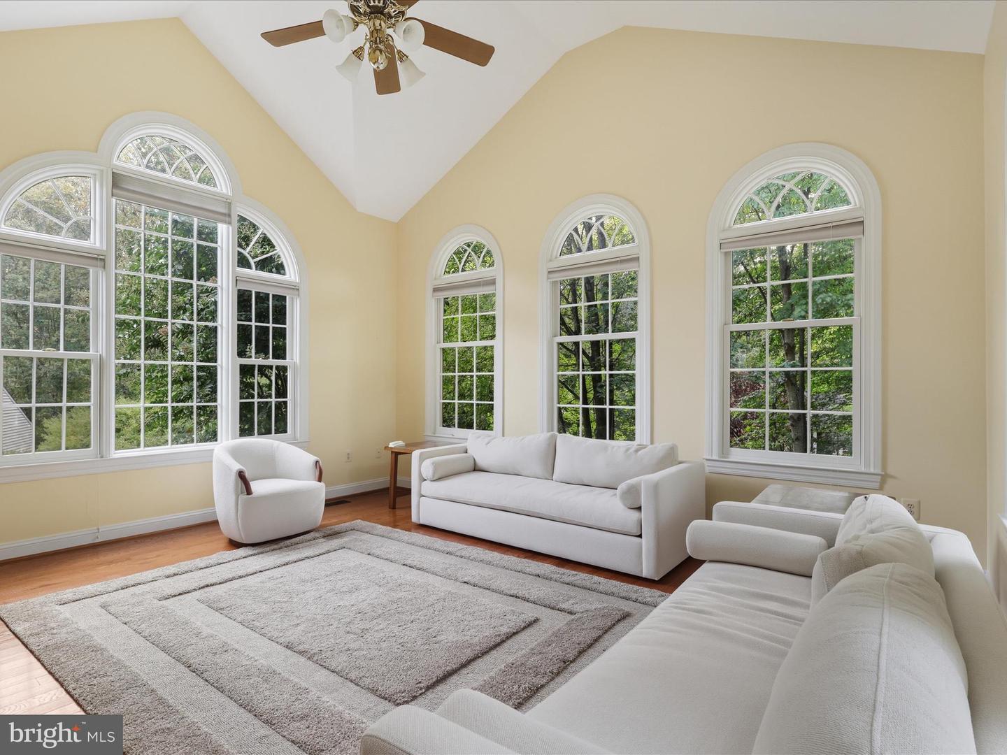 5826 HANNORA LN, FAIRFAX STATION, Virginia 22039, 5 Bedrooms Bedrooms, ,4 BathroomsBathrooms,Residential,For sale,5826 HANNORA LN,VAFX2270252 MLS # VAFX2270252