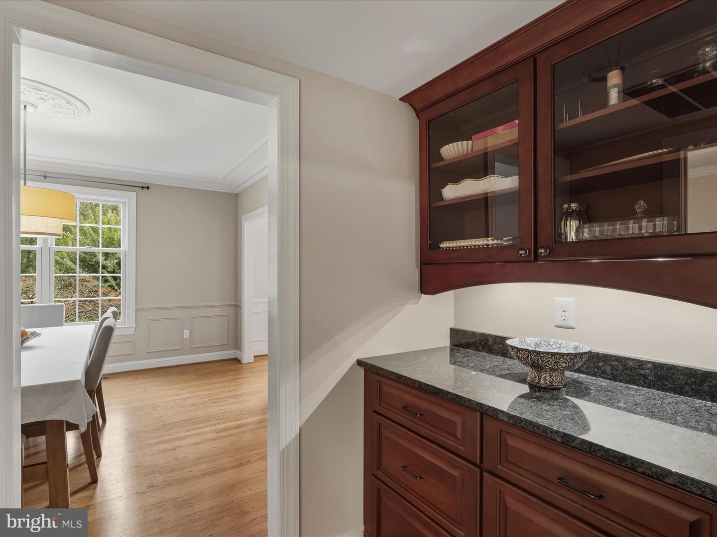 5826 HANNORA LN, FAIRFAX STATION, Virginia 22039, 5 Bedrooms Bedrooms, ,4 BathroomsBathrooms,Residential,For sale,5826 HANNORA LN,VAFX2270252 MLS # VAFX2270252