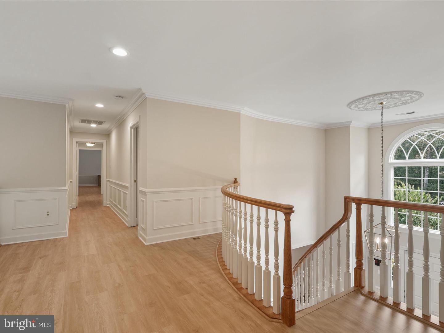 5826 HANNORA LN, FAIRFAX STATION, Virginia 22039, 5 Bedrooms Bedrooms, ,4 BathroomsBathrooms,Residential,For sale,5826 HANNORA LN,VAFX2270252 MLS # VAFX2270252