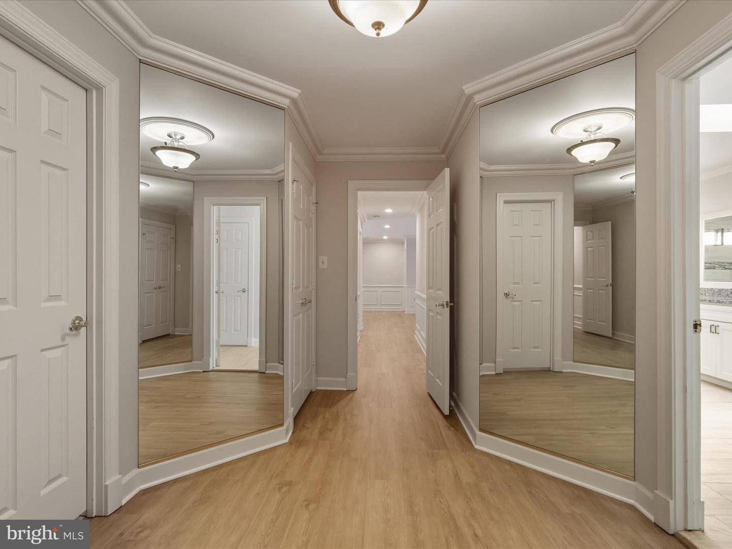5826 HANNORA LN, FAIRFAX STATION, Virginia 22039, 5 Bedrooms Bedrooms, ,4 BathroomsBathrooms,Residential,For sale,5826 HANNORA LN,VAFX2270252 MLS # VAFX2270252