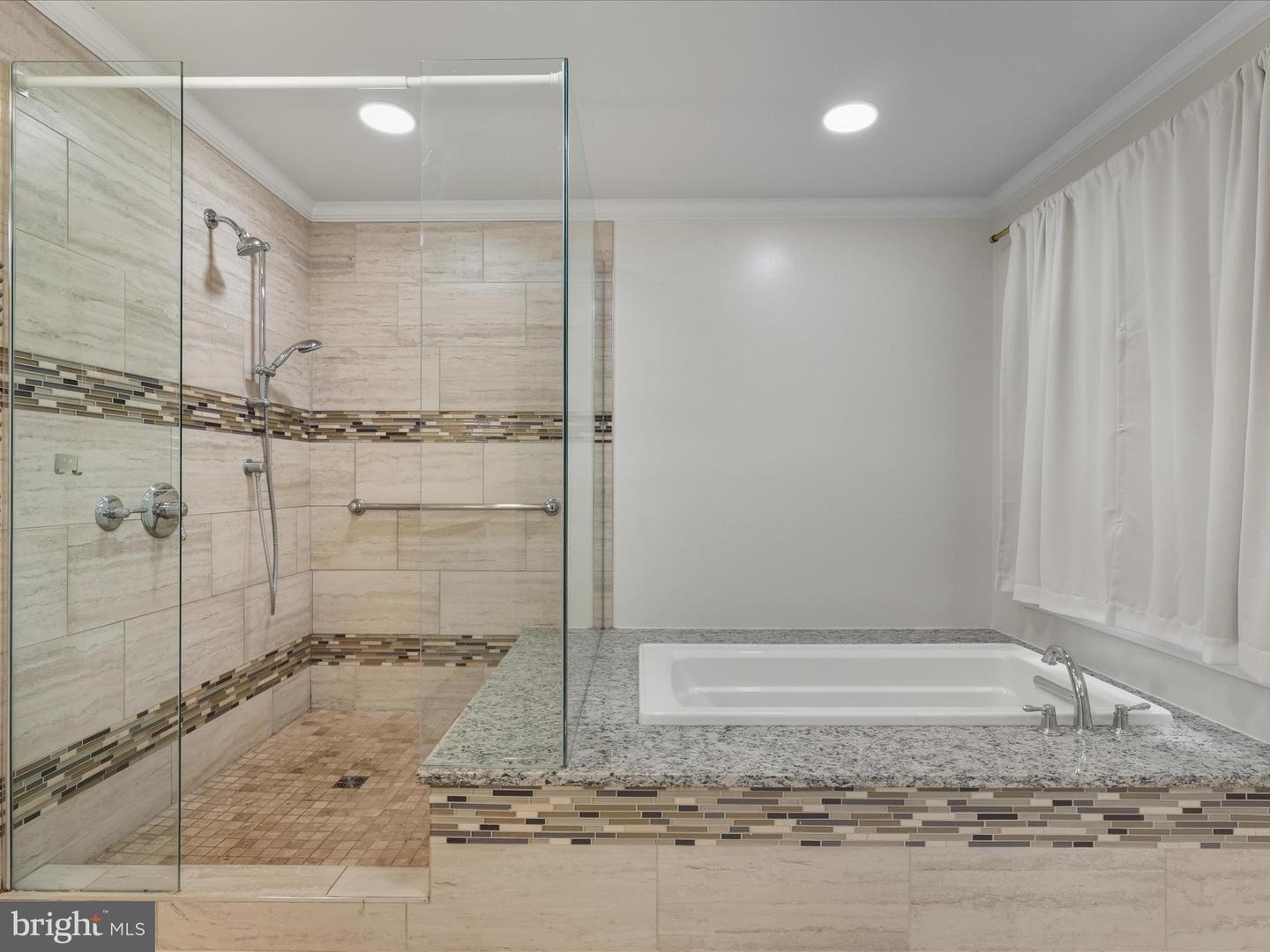5826 HANNORA LN, FAIRFAX STATION, Virginia 22039, 5 Bedrooms Bedrooms, ,4 BathroomsBathrooms,Residential,For sale,5826 HANNORA LN,VAFX2270252 MLS # VAFX2270252