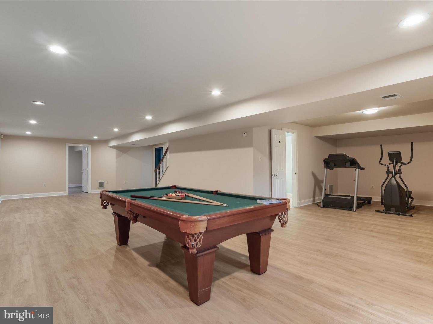 5826 HANNORA LN, FAIRFAX STATION, Virginia 22039, 5 Bedrooms Bedrooms, ,4 BathroomsBathrooms,Residential,For sale,5826 HANNORA LN,VAFX2270252 MLS # VAFX2270252