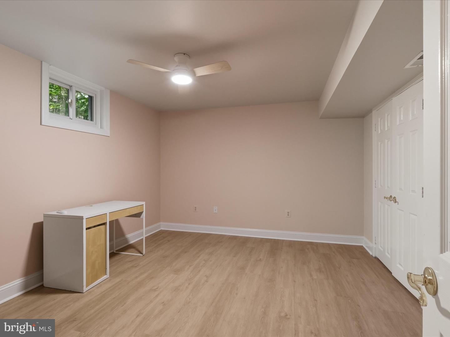 5826 HANNORA LN, FAIRFAX STATION, Virginia 22039, 5 Bedrooms Bedrooms, ,4 BathroomsBathrooms,Residential,For sale,5826 HANNORA LN,VAFX2270252 MLS # VAFX2270252