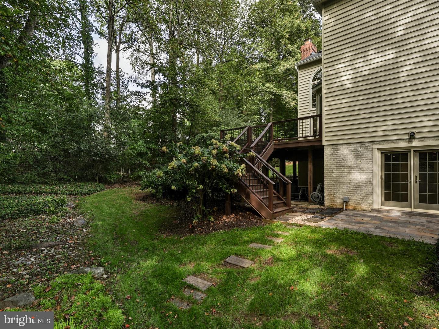 5826 HANNORA LN, FAIRFAX STATION, Virginia 22039, 5 Bedrooms Bedrooms, ,4 BathroomsBathrooms,Residential,For sale,5826 HANNORA LN,VAFX2270252 MLS # VAFX2270252