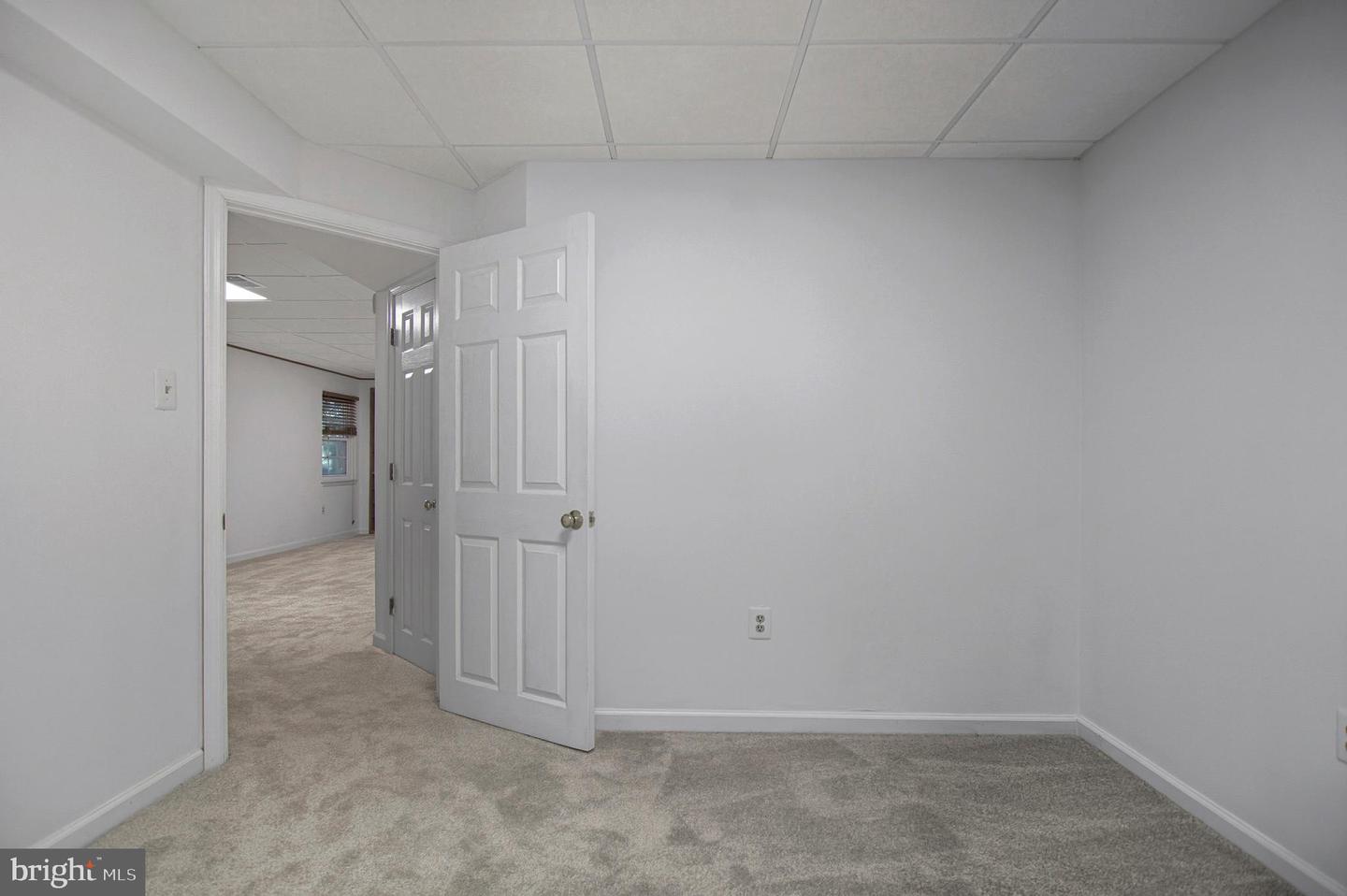 9317 WATERFORD DR, MANASSAS, Virginia 20110, 3 Bedrooms Bedrooms, ,3 BathroomsBathrooms,Residential,For sale,9317 WATERFORD DR,VAMN2009444 MLS # VAMN2009444