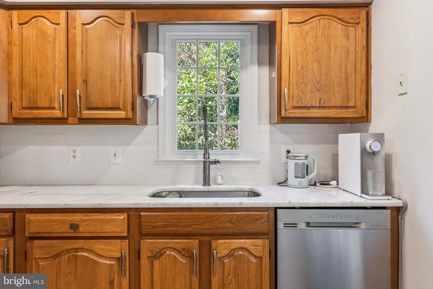 1403 CHURCH HILL PL, RESTON, Virginia 20194, 2 Bedrooms Bedrooms, 4 Rooms Rooms,1 BathroomBathrooms,Residential,For sale,1403 CHURCH HILL PL,VAFX2270314 MLS # VAFX2270314