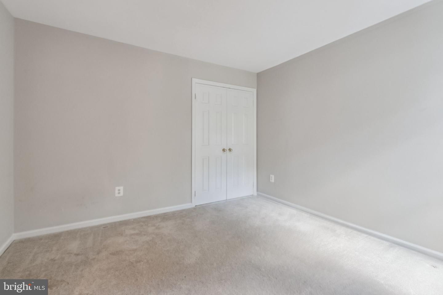 1403 CHURCH HILL PL, RESTON, Virginia 20194, 2 Bedrooms Bedrooms, 4 Rooms Rooms,1 BathroomBathrooms,Residential,For sale,1403 CHURCH HILL PL,VAFX2270314 MLS # VAFX2270314