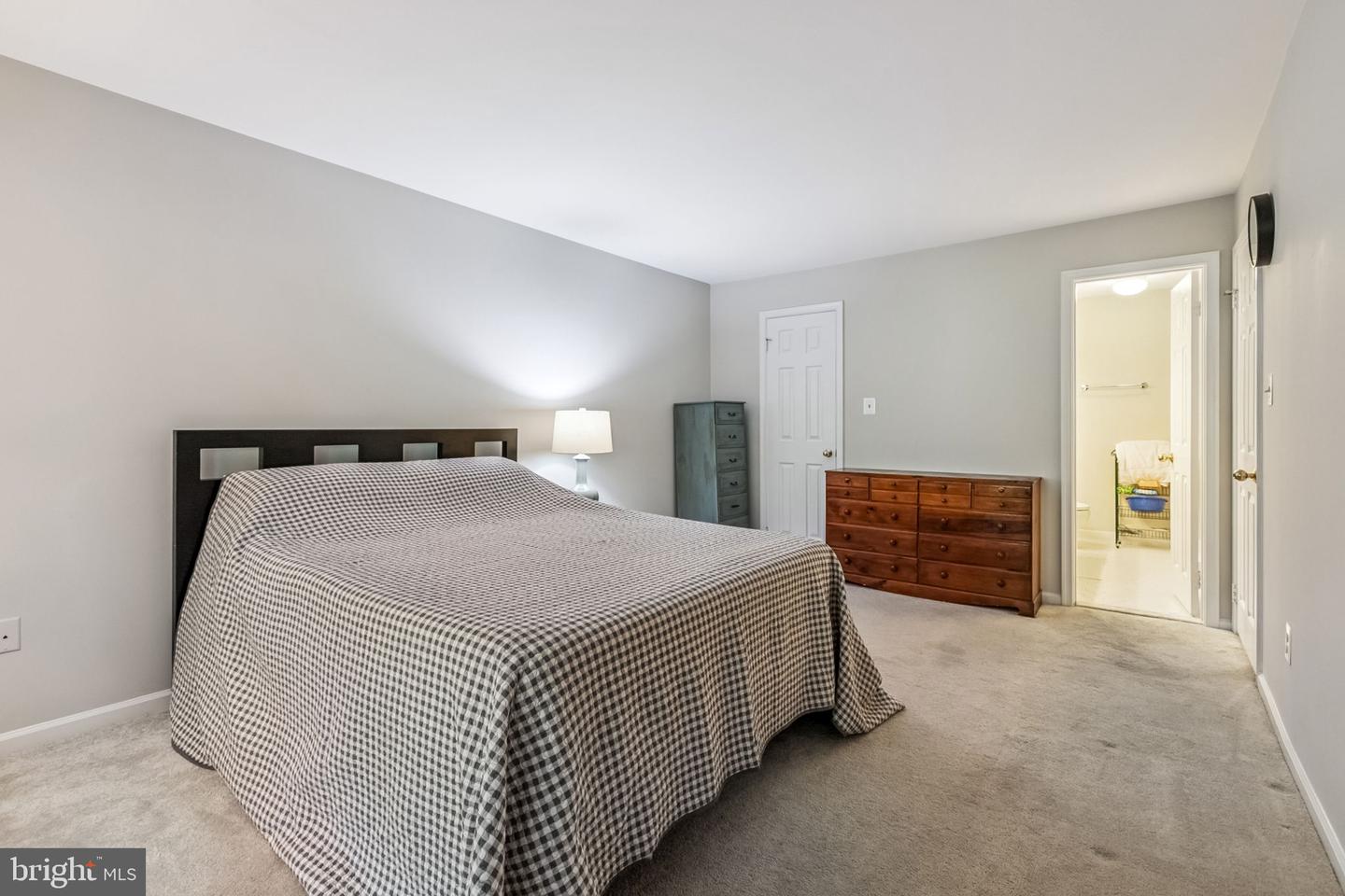 1403 CHURCH HILL PL, RESTON, Virginia 20194, 2 Bedrooms Bedrooms, 4 Rooms Rooms,1 BathroomBathrooms,Residential,For sale,1403 CHURCH HILL PL,VAFX2270314 MLS # VAFX2270314