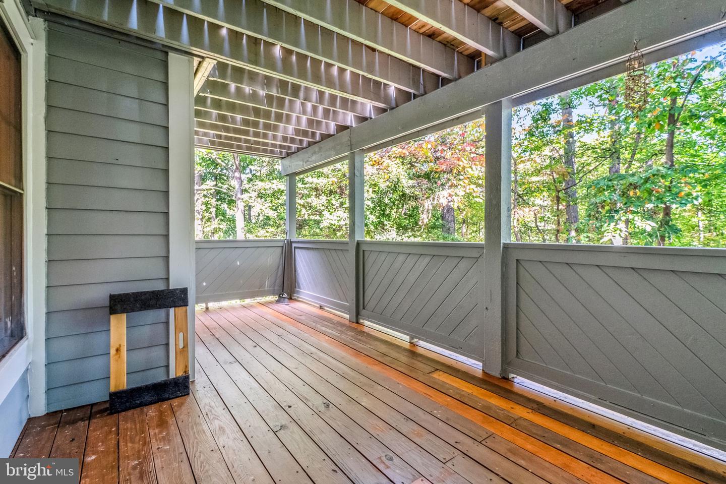1403 CHURCH HILL PL, RESTON, Virginia 20194, 2 Bedrooms Bedrooms, 4 Rooms Rooms,1 BathroomBathrooms,Residential,For sale,1403 CHURCH HILL PL,VAFX2270314 MLS # VAFX2270314
