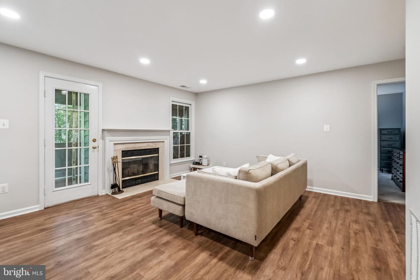 1403 CHURCH HILL PL, RESTON, Virginia 20194, 2 Bedrooms Bedrooms, 4 Rooms Rooms,1 BathroomBathrooms,Residential,For sale,1403 CHURCH HILL PL,VAFX2270314 MLS # VAFX2270314
