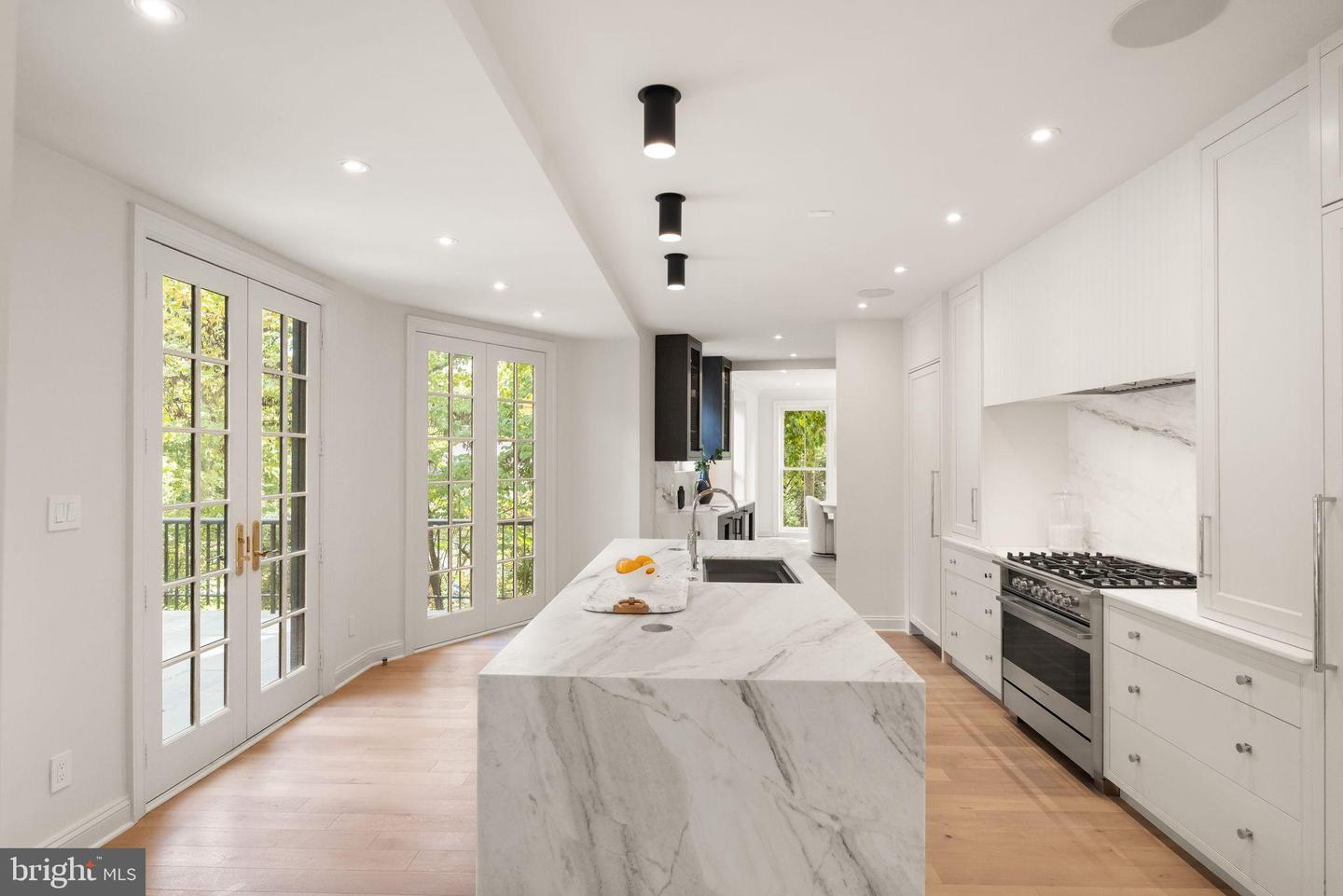 3525 SPRINGLAND LN NW, WASHINGTON, District Of Columbia 20008, 5 Bedrooms Bedrooms, 23 Rooms Rooms,5 BathroomsBathrooms,Residential,For sale,3525 SPRINGLAND LN NW,DCDC2225220 MLS # DCDC2225220