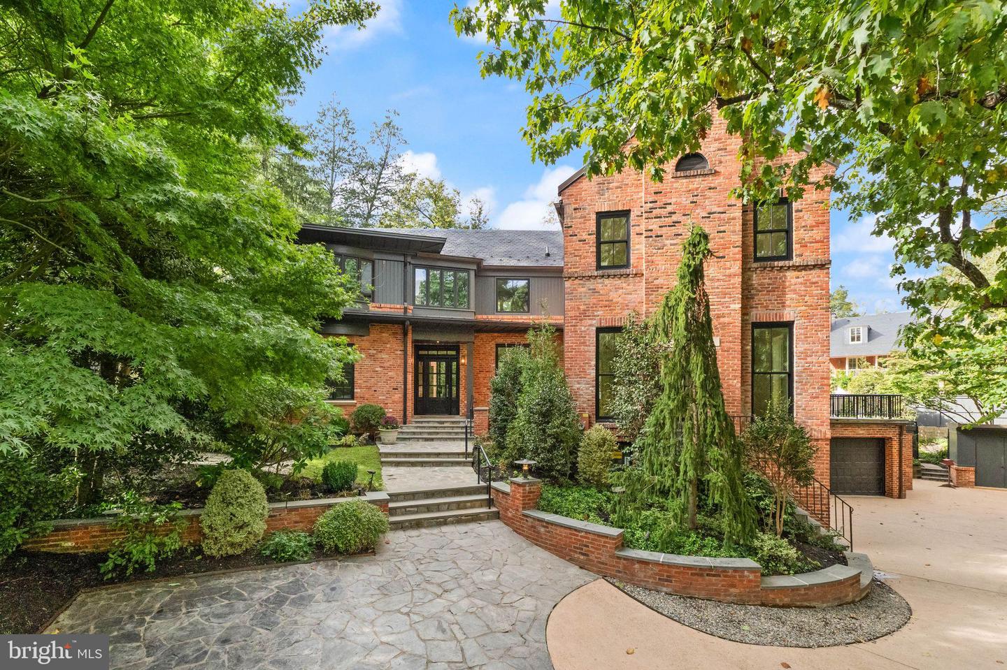 3525 SPRINGLAND LN NW, WASHINGTON, District Of Columbia 20008, 5 Bedrooms Bedrooms, 23 Rooms Rooms,5 BathroomsBathrooms,Residential,For sale,3525 SPRINGLAND LN NW,DCDC2225220 MLS # DCDC2225220