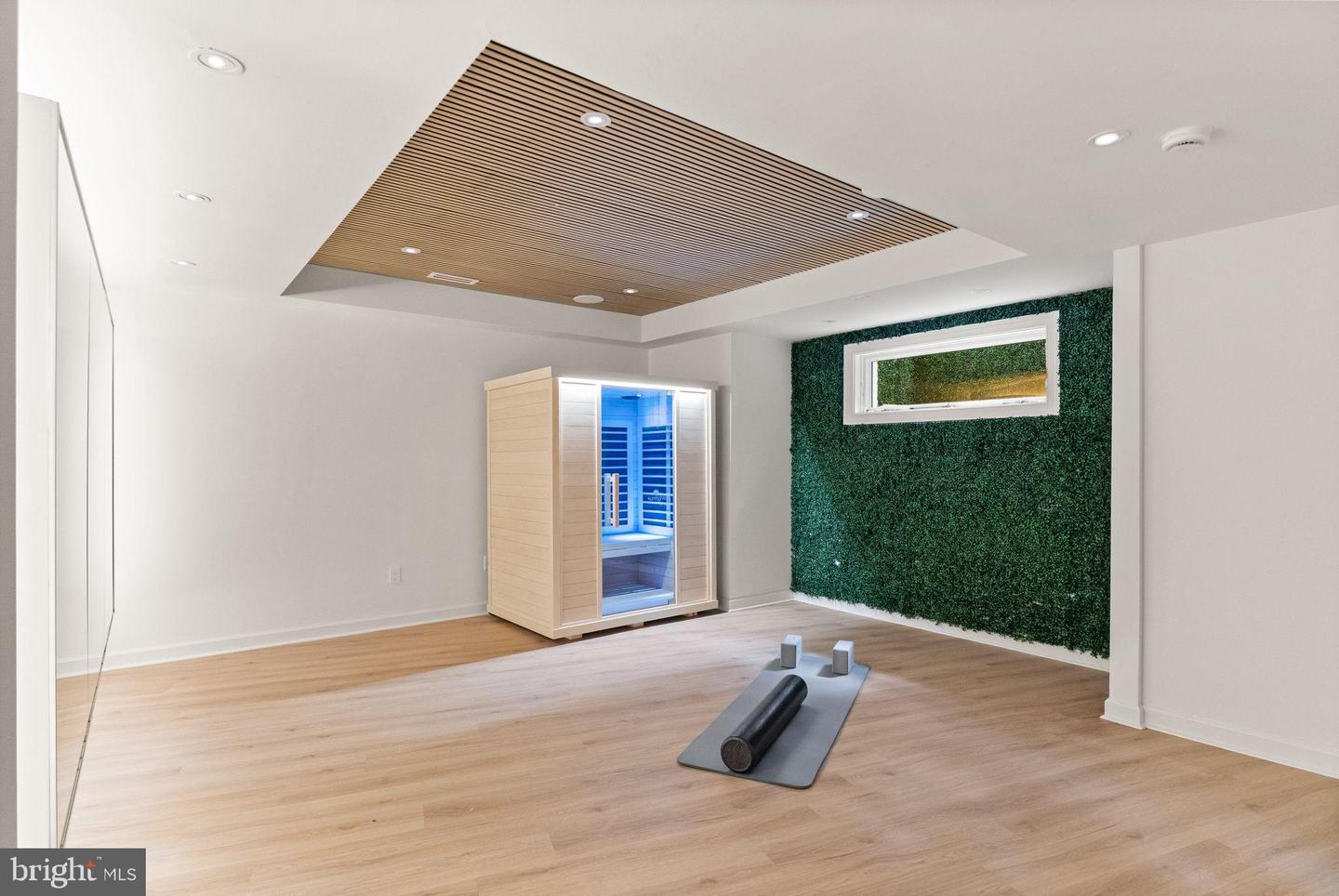 3525 SPRINGLAND LN NW, WASHINGTON, District Of Columbia 20008, 5 Bedrooms Bedrooms, 23 Rooms Rooms,5 BathroomsBathrooms,Residential,For sale,3525 SPRINGLAND LN NW,DCDC2225220 MLS # DCDC2225220