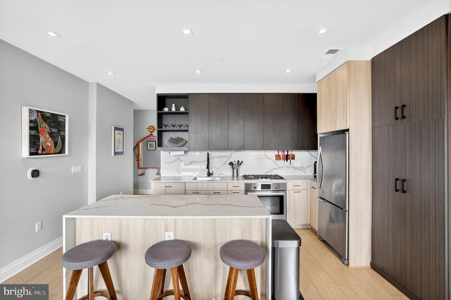 900 11TH ST SE #308, WASHINGTON, District Of Columbia 20003, 1 Bedroom Bedrooms, ,1 BathroomBathrooms,Residential,For sale,900 11TH ST SE #308,DCDC2225240 MLS # DCDC2225240
