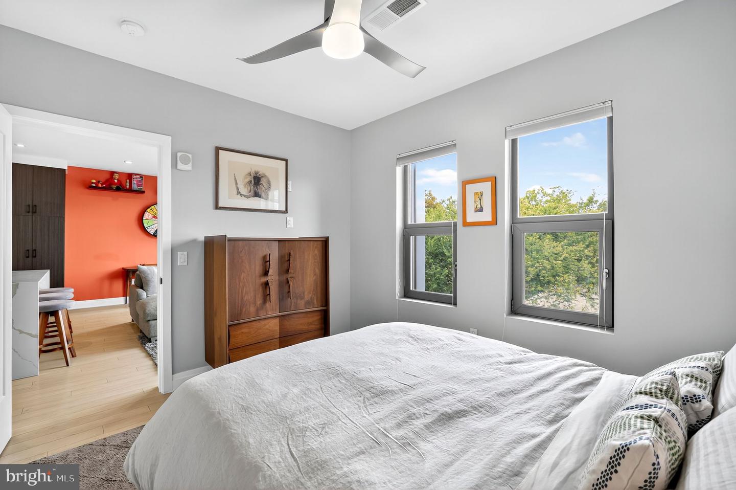 900 11TH ST SE #308, WASHINGTON, District Of Columbia 20003, 1 Bedroom Bedrooms, ,1 BathroomBathrooms,Residential,For sale,900 11TH ST SE #308,DCDC2225240 MLS # DCDC2225240