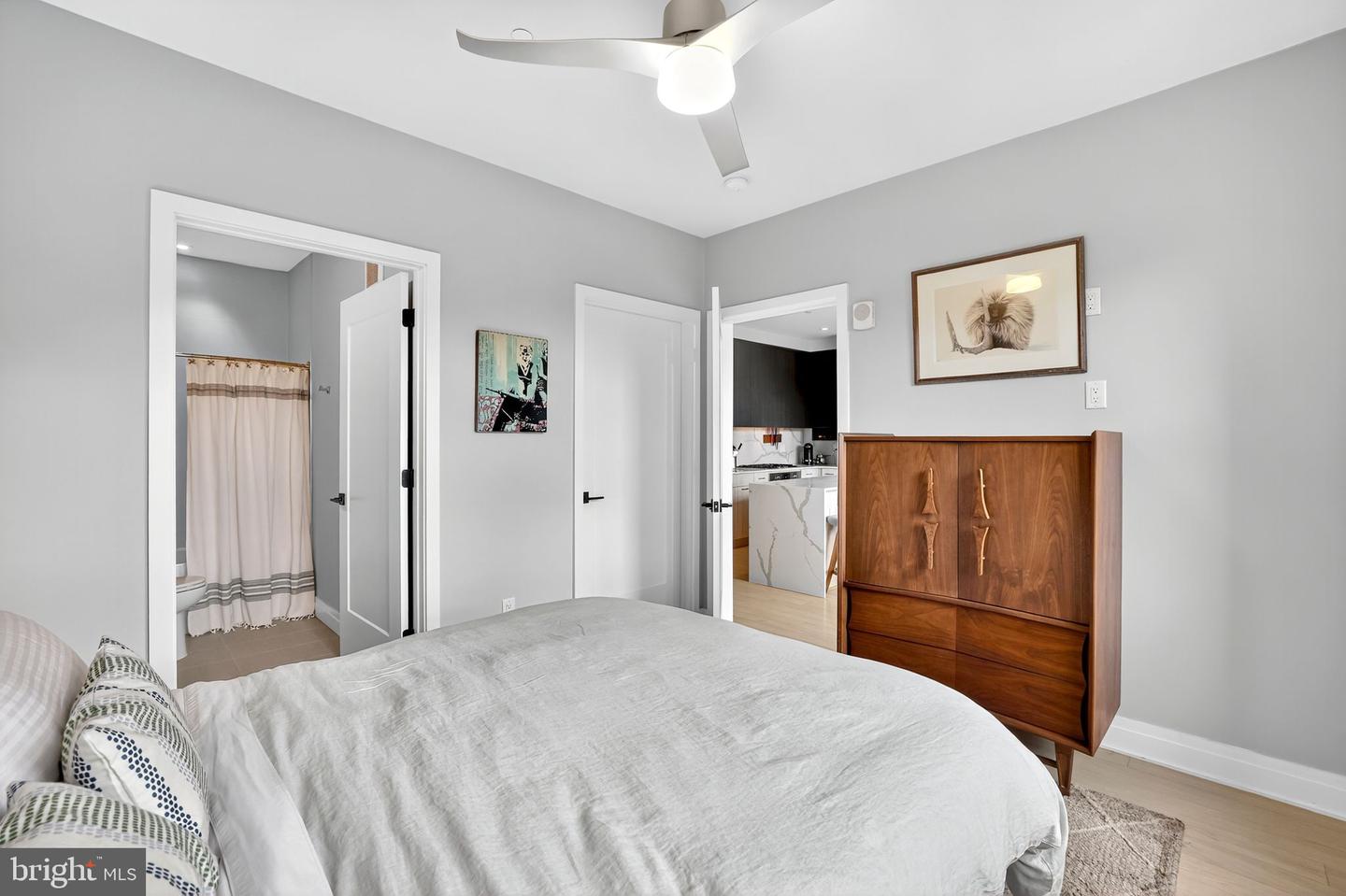 900 11TH ST SE #308, WASHINGTON, District Of Columbia 20003, 1 Bedroom Bedrooms, ,1 BathroomBathrooms,Residential,For sale,900 11TH ST SE #308,DCDC2225240 MLS # DCDC2225240