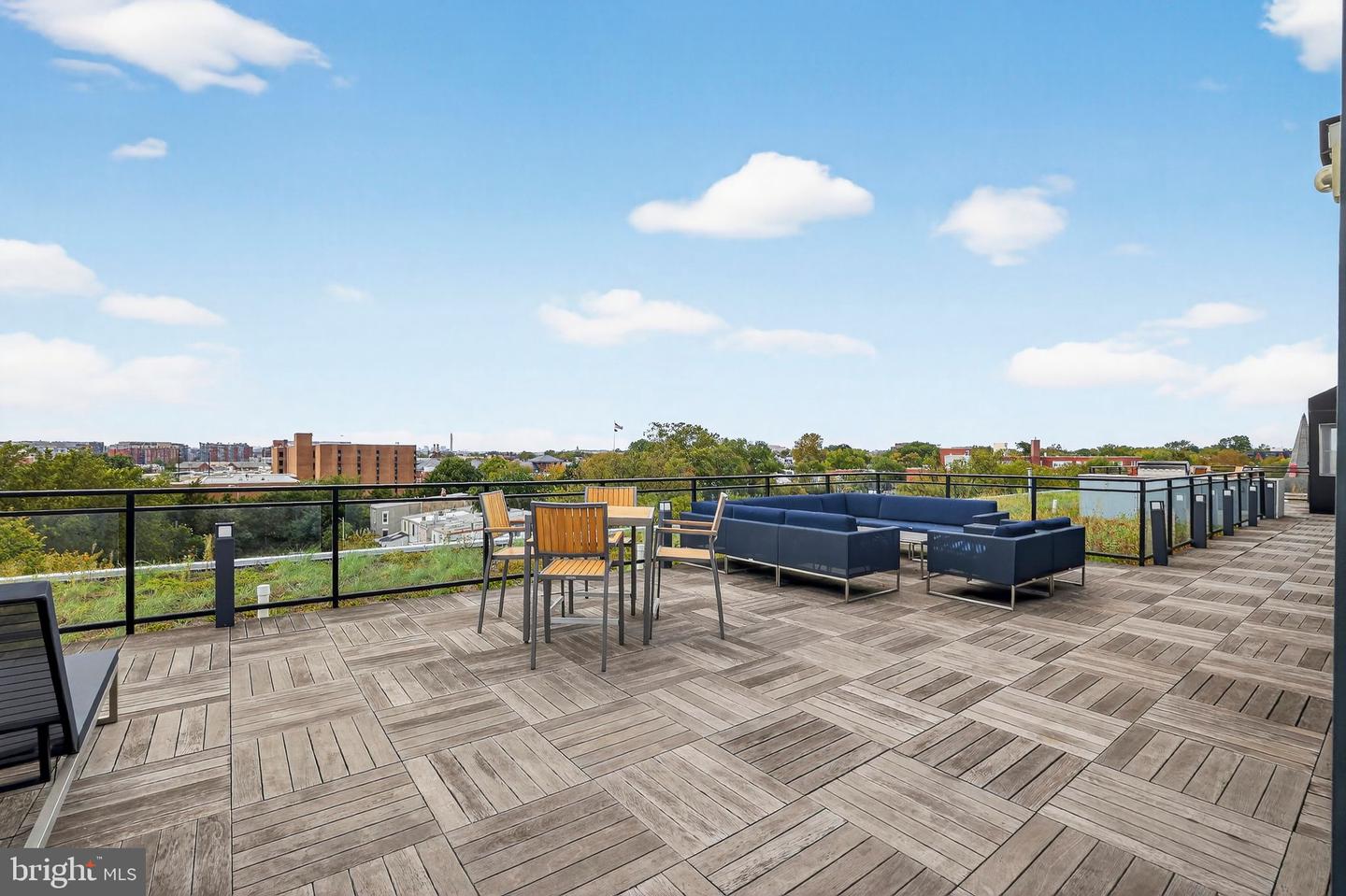 900 11TH ST SE #308, WASHINGTON, District Of Columbia 20003, 1 Bedroom Bedrooms, ,1 BathroomBathrooms,Residential,For sale,900 11TH ST SE #308,DCDC2225240 MLS # DCDC2225240