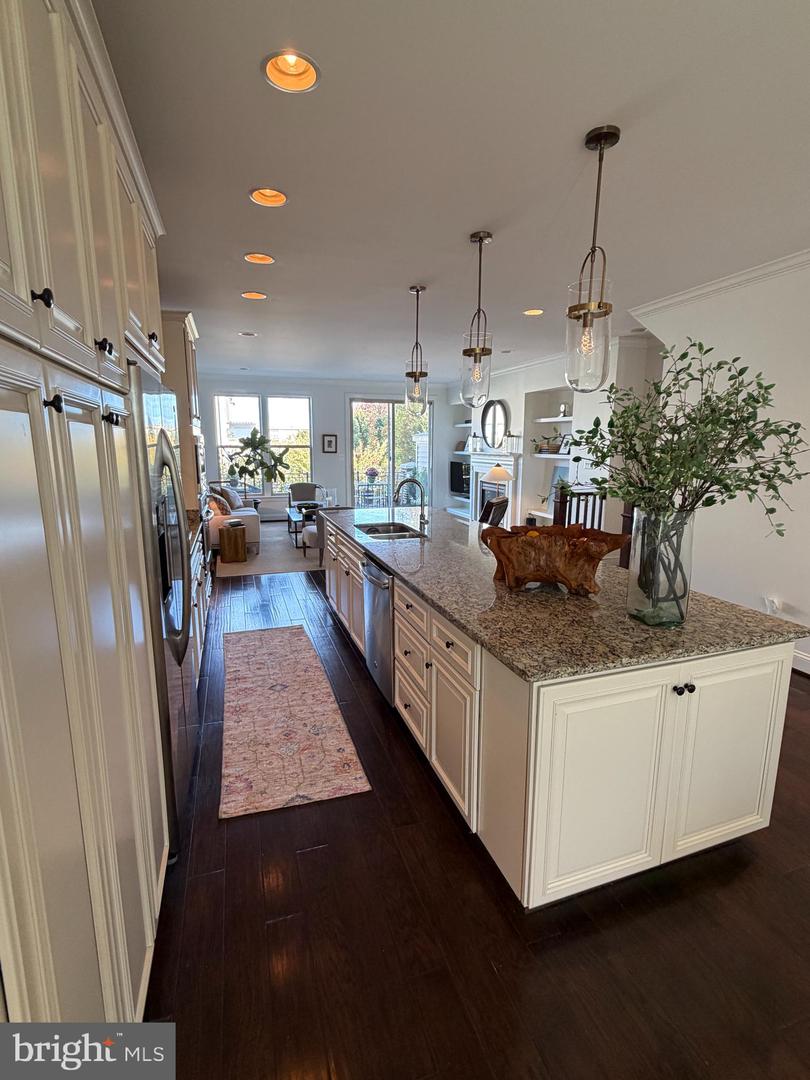 22796 BREEZY HOLLOW DR, BRAMBLETON, Virginia 20148, 3 Bedrooms Bedrooms, ,3 BathroomsBathrooms,Residential,For sale,22796 BREEZY HOLLOW DR,VALO2108184 MLS # VALO2108184