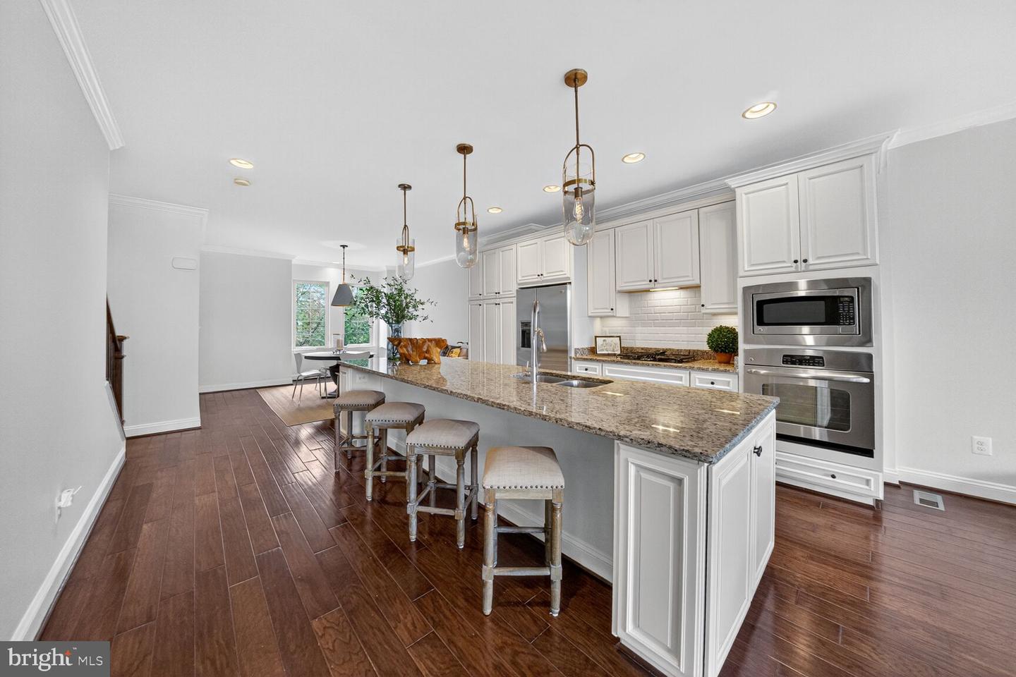 22796 BREEZY HOLLOW DR, BRAMBLETON, Virginia 20148, 3 Bedrooms Bedrooms, ,3 BathroomsBathrooms,Residential,For sale,22796 BREEZY HOLLOW DR,VALO2108184 MLS # VALO2108184
