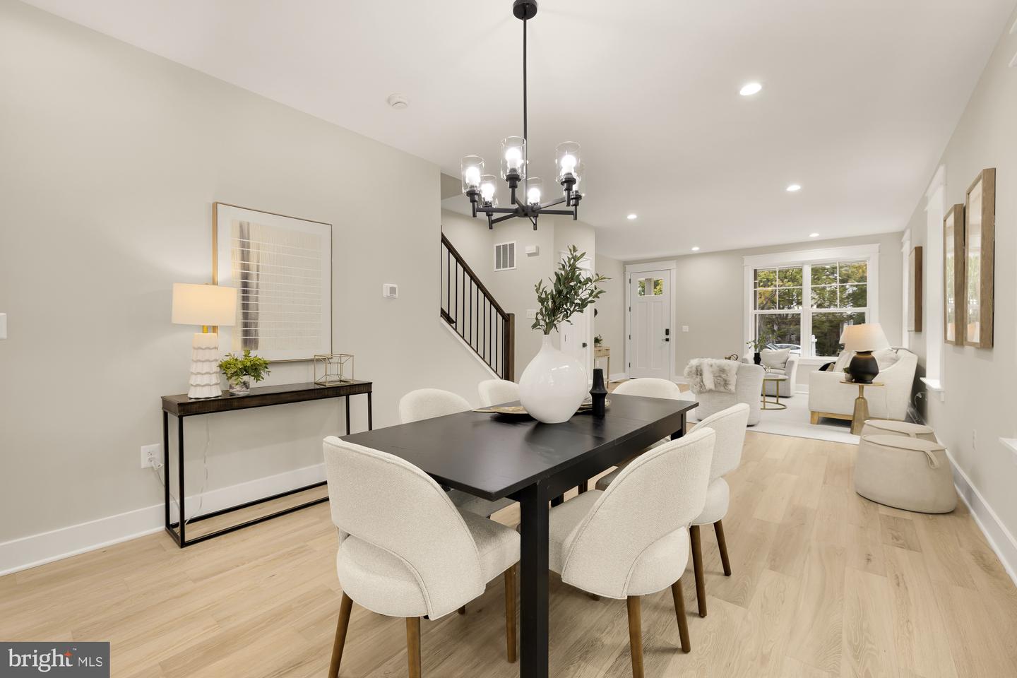 417 E NELSON AVE, ALEXANDRIA, Virginia 22301, 4 Bedrooms Bedrooms, ,3 BathroomsBathrooms,Residential,For sale,417 E NELSON AVE,VAAX2050486 MLS # VAAX2050486
