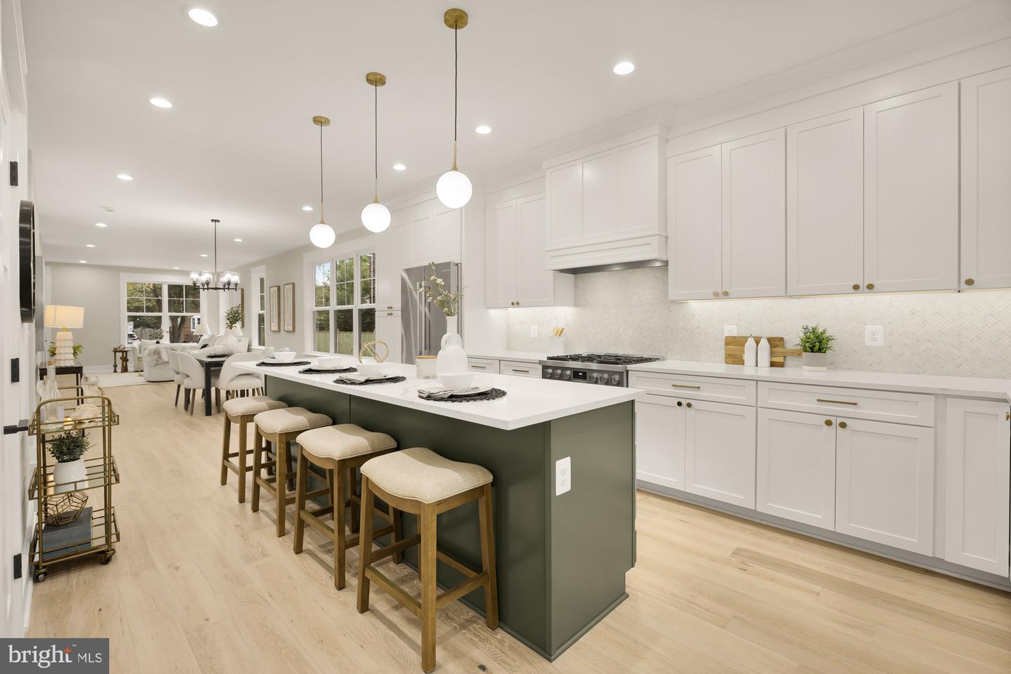 417 E NELSON AVE, ALEXANDRIA, Virginia 22301, 4 Bedrooms Bedrooms, ,3 BathroomsBathrooms,Residential,For sale,417 E NELSON AVE,VAAX2050486 MLS # VAAX2050486