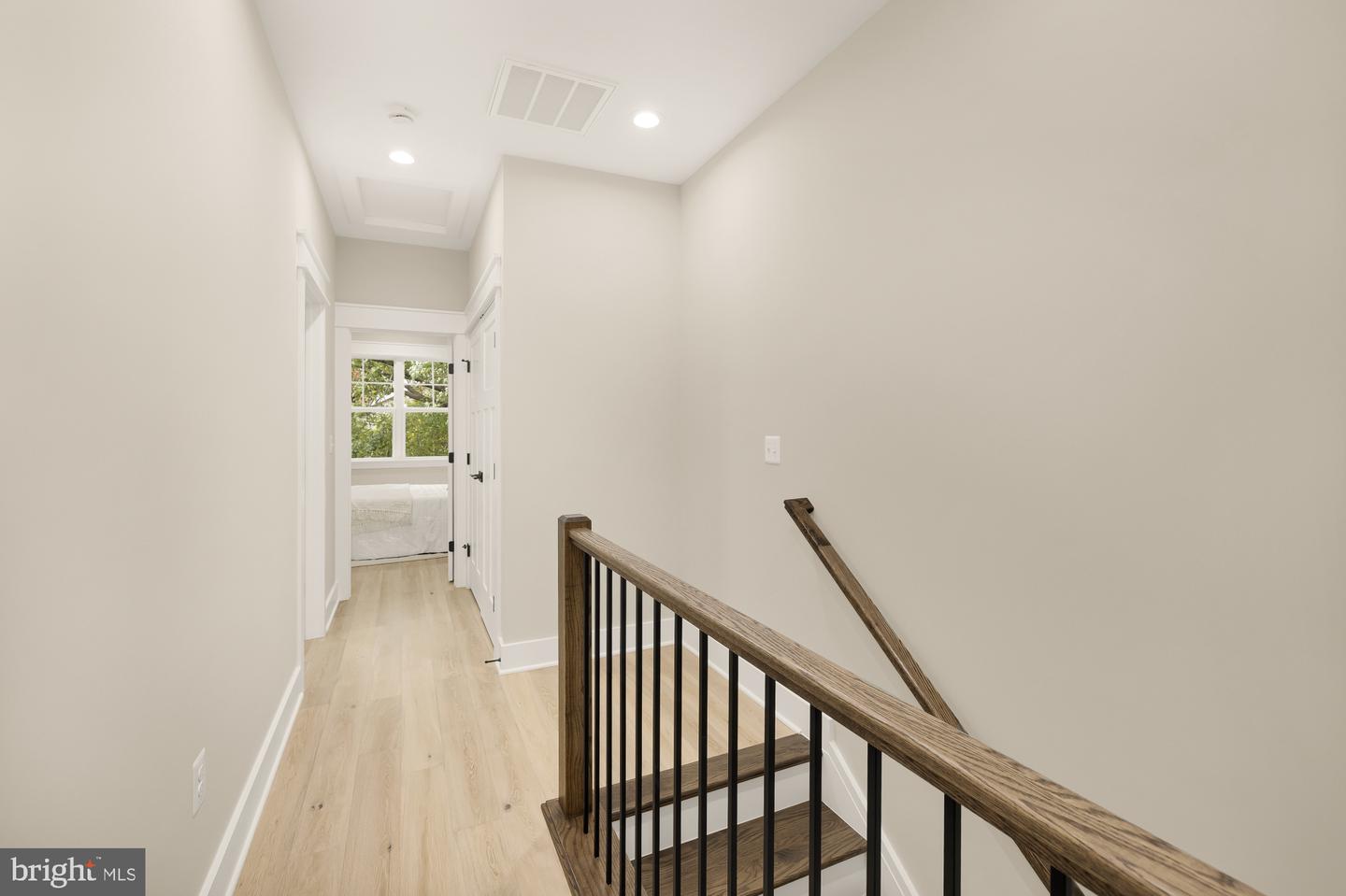 417 E NELSON AVE, ALEXANDRIA, Virginia 22301, 4 Bedrooms Bedrooms, ,3 BathroomsBathrooms,Residential,For sale,417 E NELSON AVE,VAAX2050486 MLS # VAAX2050486